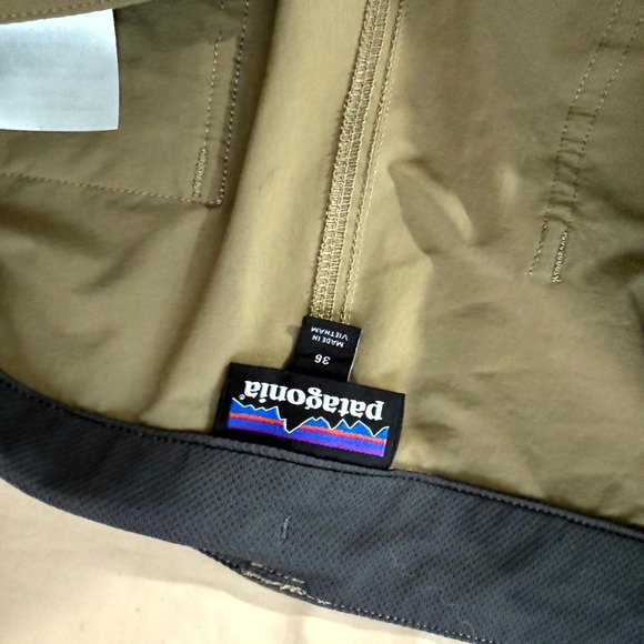 Patagonia Quandary Hiking Pants Men 36 Brown Stretch Zipped Pockets Straight Leg - Picture 10 of 13